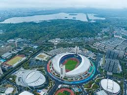 2015年10月：美联分区赛：何塞·包蒂斯塔击出历史性的“甩棒”本垒打助蓝鸟逆转游骑兵。